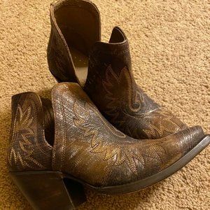 ARIAT Booties